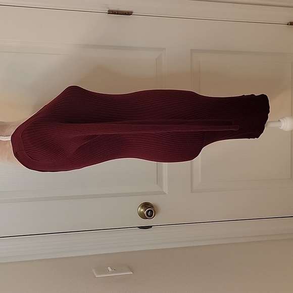 Derek Heart Burgundy/Wine Knit Cage Back Dress, NWT.  Size Jr. M - Picture 2 of 6